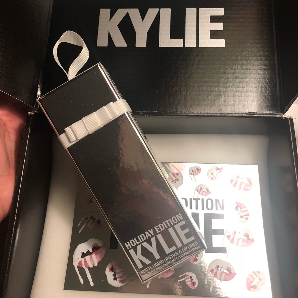 Kylie Vixen lip kit